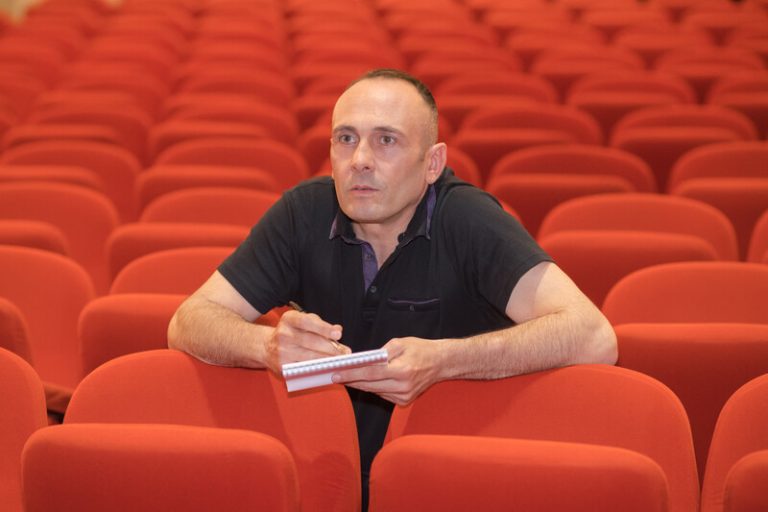 canstockphoto109285240