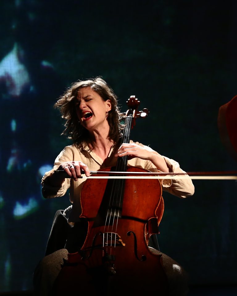 Leah Coloff 02 by Paula Court