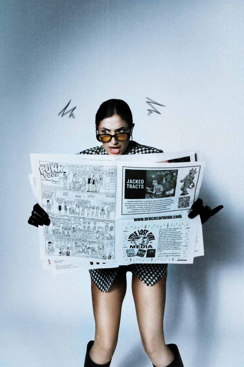 Lizzy Sunshine Comes To Edinburgh Fringe