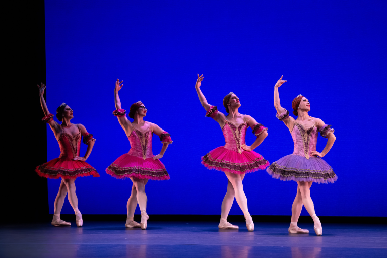 The Trocks, Paquita, photo Christopher Duggan, Jacobs Pillow, 4