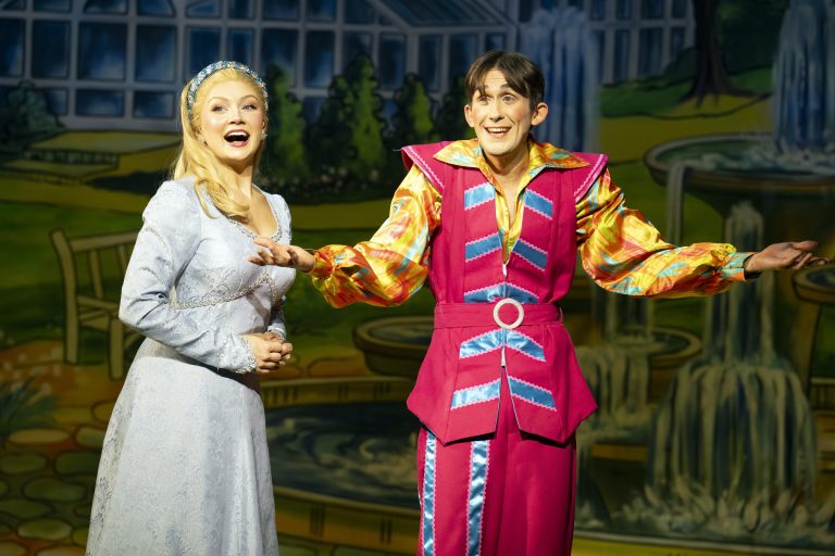 Daisy Twells as Princess Rose and Steven Roberts - Sleeping Beauty © Richard Hubert Smith